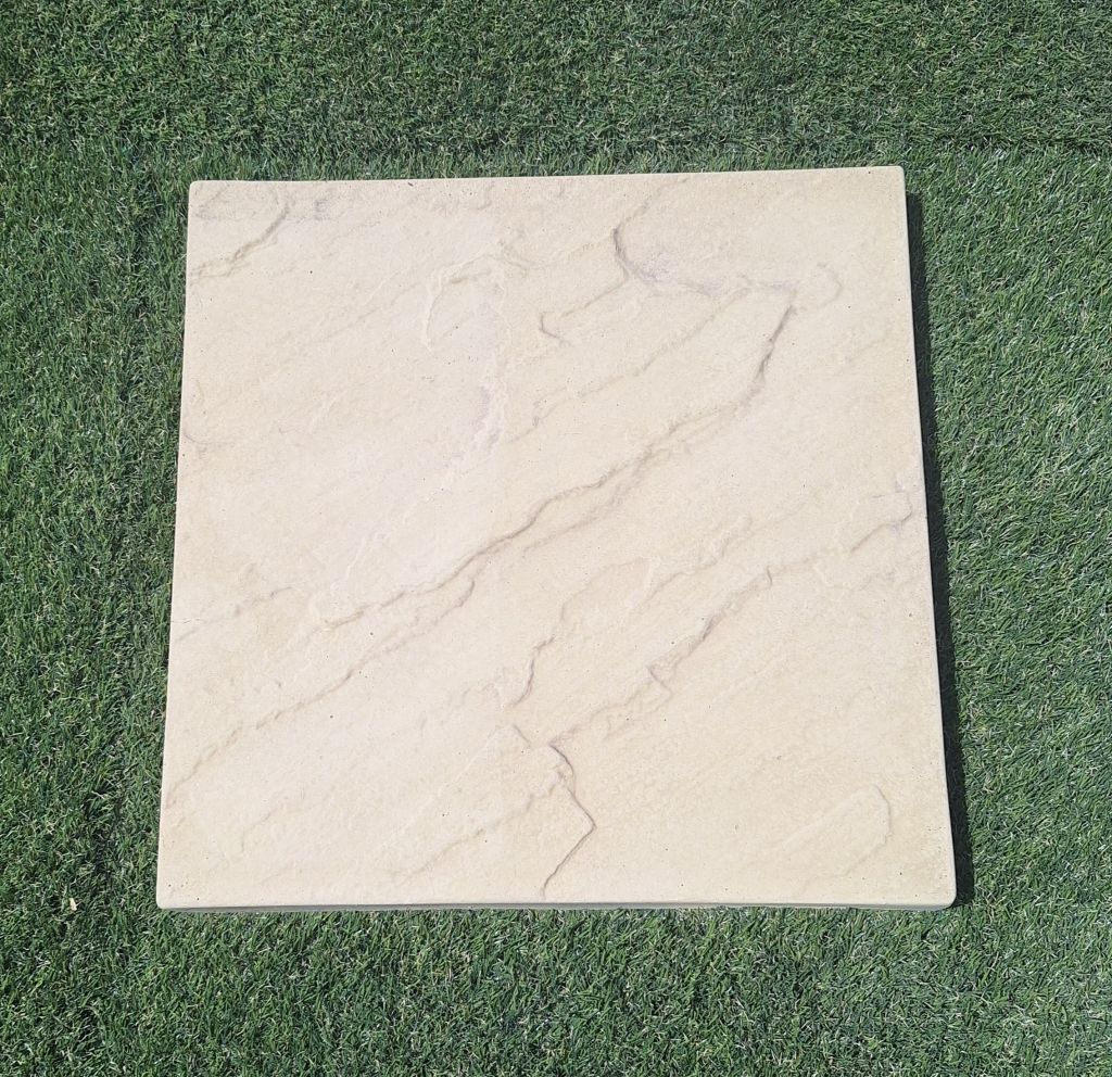 Rusztikus nagy tipegő