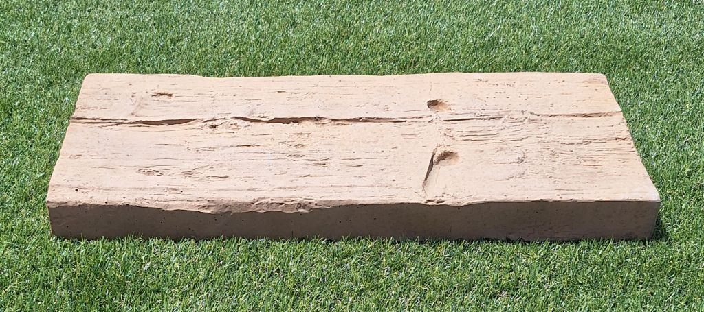 Vasúti talpfa kicsi tipegő